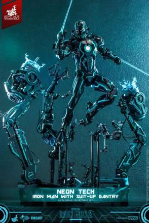 Iron Man 2 - Neon Tech Iron Man with Suit - Up Gantry