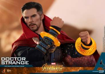 Avengers: Infinity War - 1/6th scale Doctor Strange