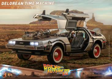 Back to the Future III - 1/6th scale DeLorean Time Machine