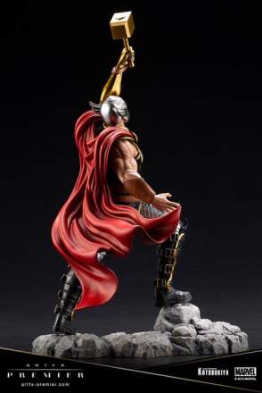 Kotobukiya - 1:10 Scale ARTFX Thor Odinson Premier Statue