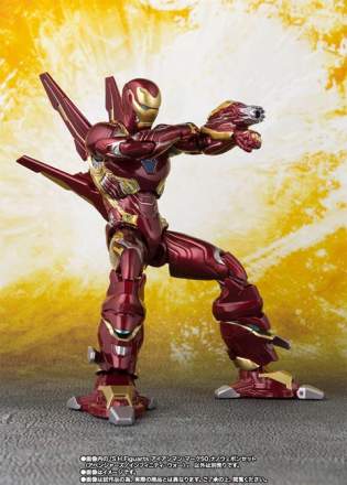S.H.Figuarts - Avengers: Infinity War - Iron Man MK50 & Nano Weapon set