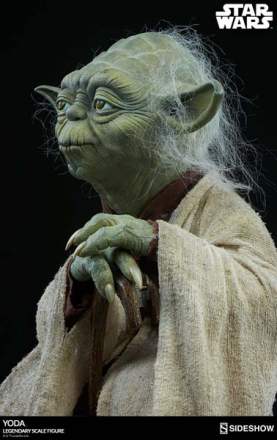Yoda Legendary Scale Statue