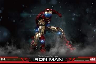 Sentinel - Fighting Armor Iron Man Figure