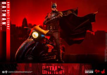 The Batman - Batman and Bat-Signal Set