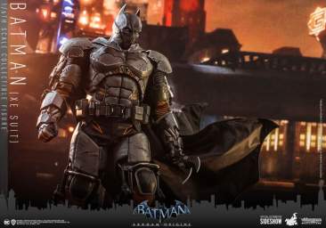 Batman: Arkham Origins - 1/6th scale Batman (XE Suit)
