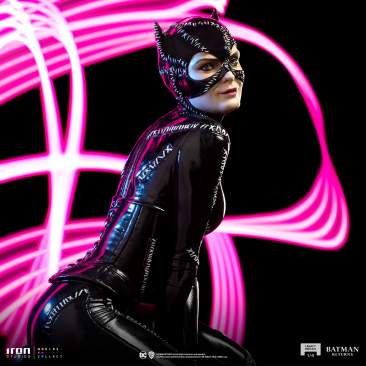 Catwoman Statue