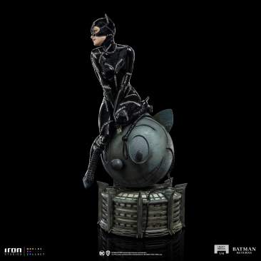 Catwoman Statue