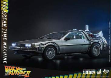 Back to the Future II - 1/6th scale DeLorean Time Machine Vehicle