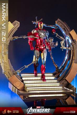 The Avengers - Iron Man Mark VI (2.0) with Suit-Up Gantry