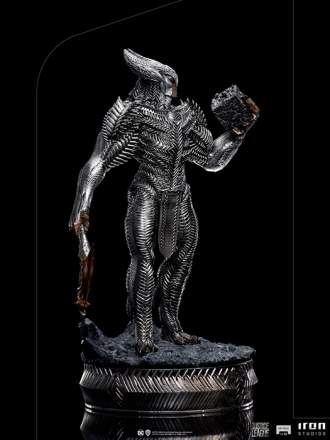 Iron Studios - 1:10 Scale Steppenwolf Statue
